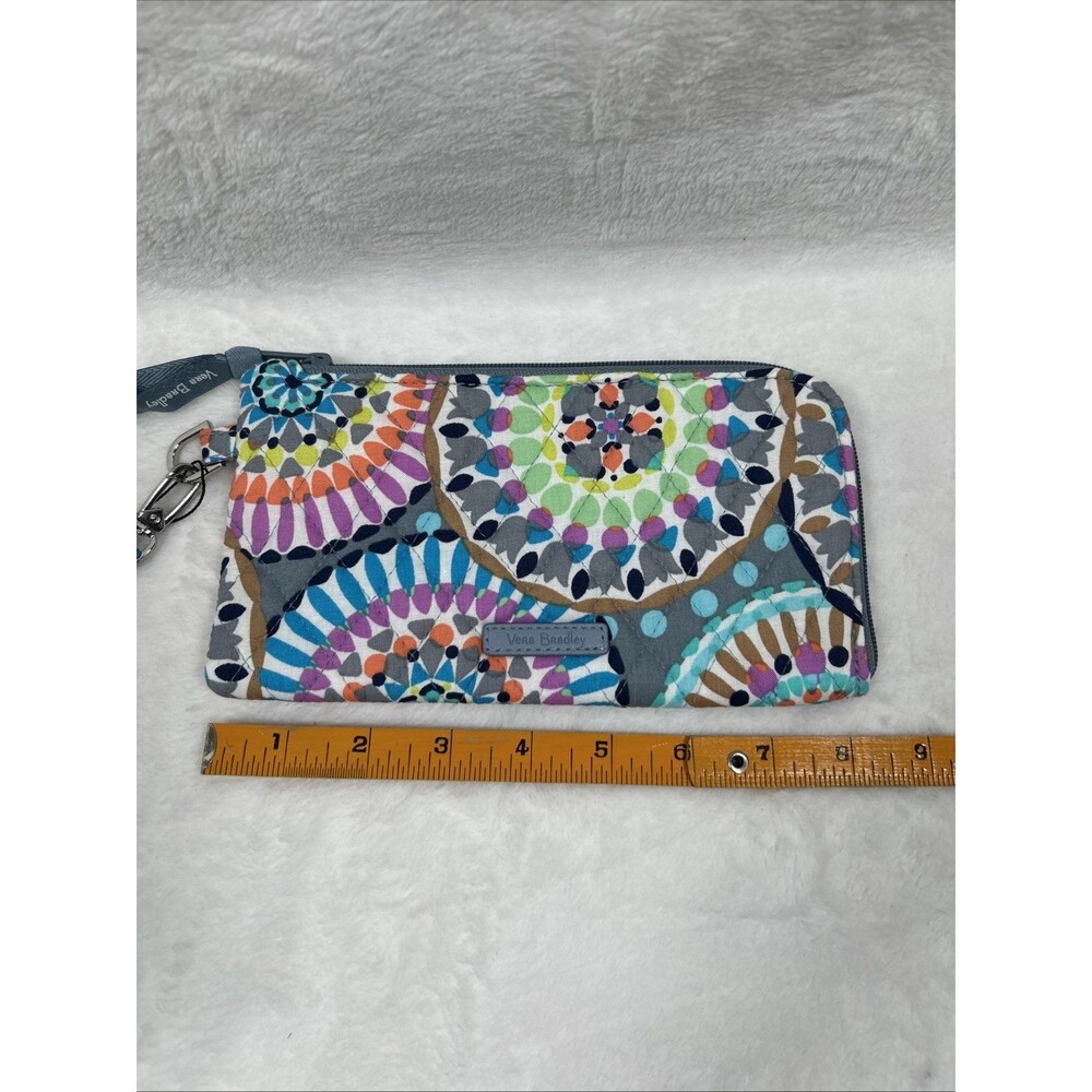 Vera Bradley RFID Tech Wristlet - Sunny Medallion Print Wallet Purse - Picture 7 of 8